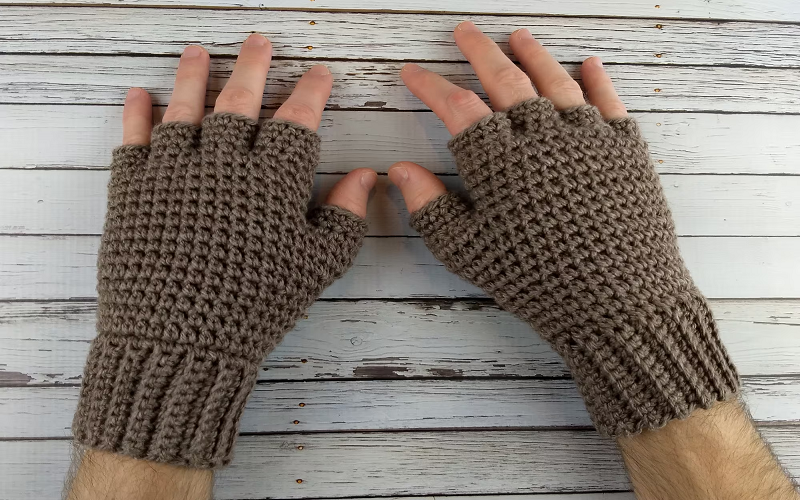 Elevate Your Winter Wardrobe: Embrace Versatility with Sheepskin Gloves